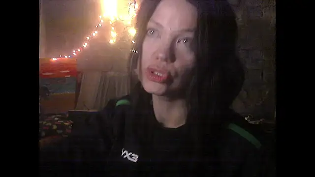 Snapshot of iva_spirit chatting on January 9, 2026, 5:26 pm iva spirit online show from January 9, 2026, 5:26 pm