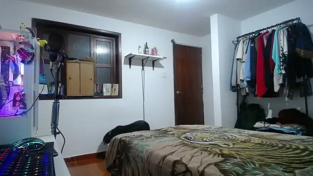 esjrobles online show from December 24, 2024, 1:49 am