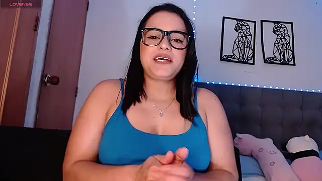 Snapshot of maraa_lee chatting on March 4, 2025, 7:43 pm maraa lee online show from March 4, 2025, 7:43 pm