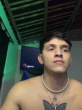 Aangelhot online show from January 15, 2025, 4:47 am