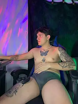 Aangelhot online show from February 19, 2025, 1:40 am