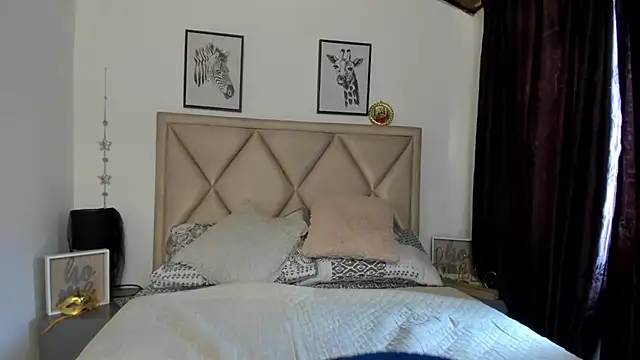 MonyCassius online show from November 28, 2025, 1:03 pm