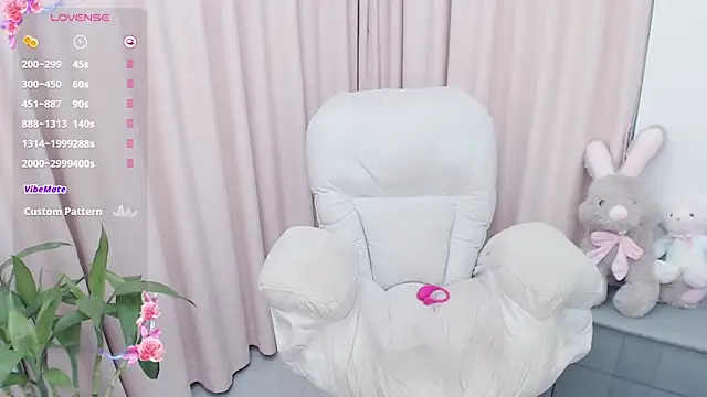 Sexyxiao 520 online show from December 4, 2024, 5:38 am
