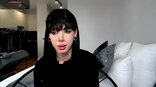 Dasha M online show from February 5, 2026, 7:24 am