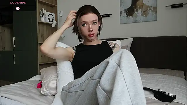 Dasha M online show from June 5, 2026, 11:49 am