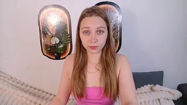 bellaa love  online show from May 13, 2026, 12:19 am