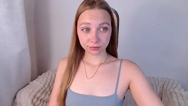 bellaa love  online show from June 16, 2026, 12:13 am