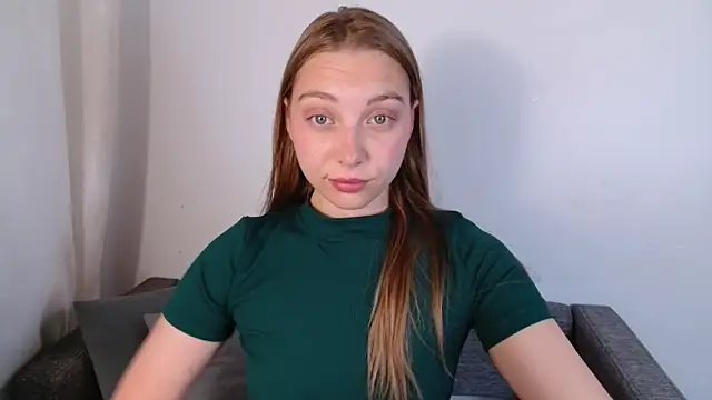 bellaa love  online show from June 17, 2026, 12:46 am
