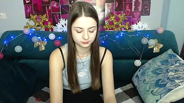 MilanaRoza online show from January 3, 2025, 11:57 am