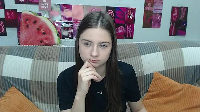 MilanaRoza online show from July 2, 2026, 4:40 am