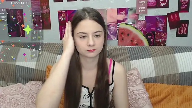 MilanaRoza online show from July 26, 2026, 4:53 am
