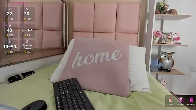 Snapshot of Ally_Parkeer_ chatting on February 11, 2025, 6:55 pm Ally Parkeer online show from February 11, 2025, 6:55 pm