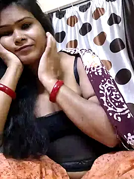yoursweety09 online show from December 24, 2024, 3:47 pm