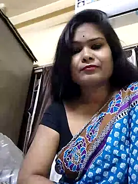 yoursweety09 online show from December 28, 2024, 3:04 pm