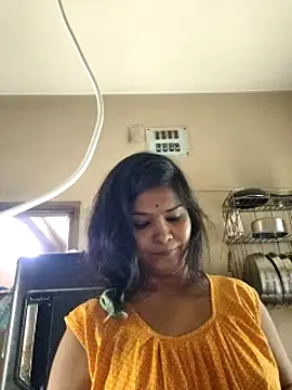 yoursweety09 online show from December 29, 2024, 5:31 am