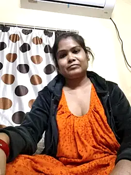 yoursweety09 online show from January 8, 2025, 5:15 pm