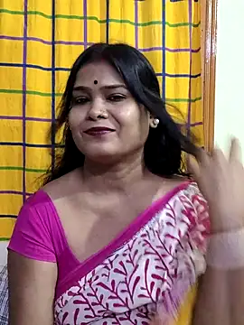 yoursweety09 online show from October 3, 2025, 7:49 am