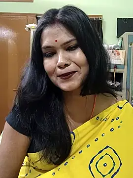 yoursweety09 online show from November 9, 2025, 1:53 pm