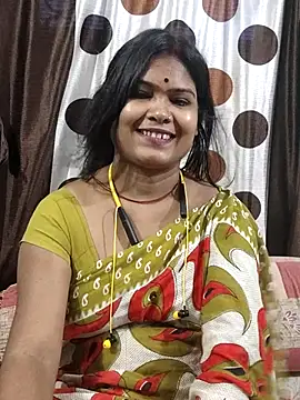 yoursweety09 online show from May 7, 2026, 1:55 am
