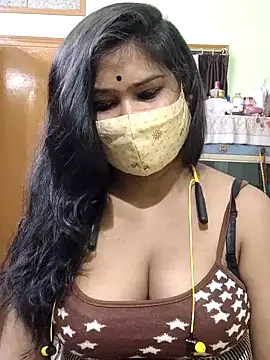 yoursweety09 online show from June 18, 2026, 2:10 pm