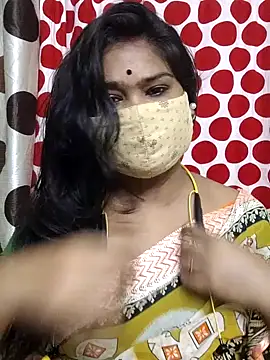 yoursweety09 online show from June 25, 2026, 11:42 pm