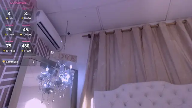SashaDurante online show from May 2, 2026, 12:32 pm