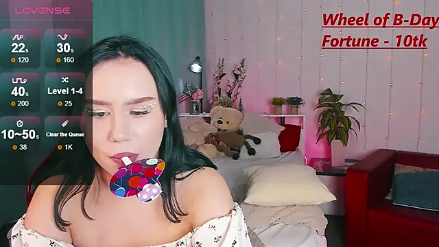 Snapshot of Alisia_Mars chatting on December 14, 2024, 4:31 pm Alisia Mars online show from December 14, 2024, 4:31 pm