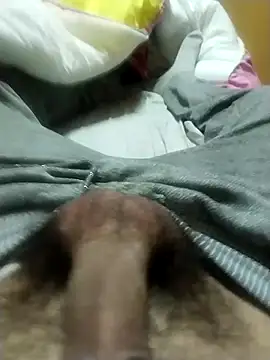 Snapshot of aZepuft chatting on March 21, 2025, 2:51 pm aZepuft online show from March 21, 2025, 2:51 pm