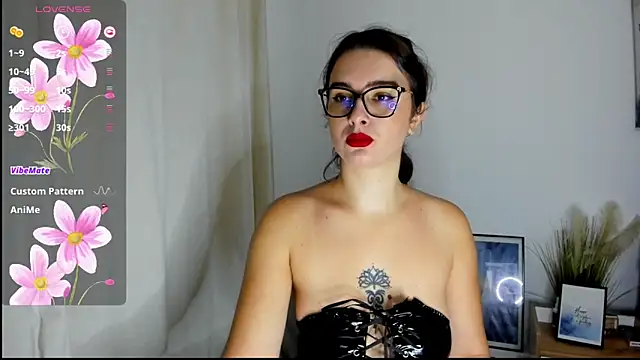 MissJudith online show from October 3, 2025, 8:22 am