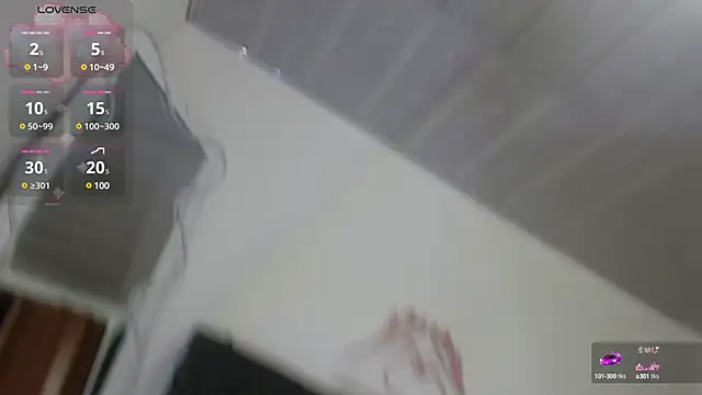 Laylafoxy tay online show from January 28, 2025, 3:04 am