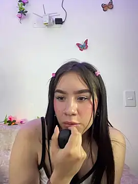 Im Valen Cute online show from December 24, 2024, 1:38 am