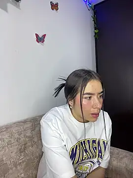 Im Valen Cute online show from December 27, 2024, 1:32 am