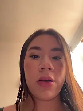 Snapshot of Im_Valen_Cute chatting on March 24, 2026, 7:30 pm Im Valen Cute online show from March 24, 2026, 7:30 pm