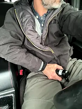 Snapshot of KBD85 chatting on January 7, 2026, 7:16 pm KBD85 online show from January 7, 2026, 7:16 pm