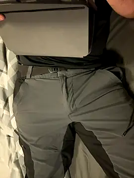 Snapshot of Dan8736 chatting on October 22, 2025, 7:02 pm Dan8736 online show from October 22, 2025, 7:02 pm