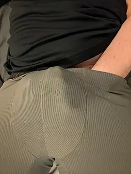 Snapshot of Dan8736 chatting on November 5, 2025, 8:53 pm Dan8736 online show from November 5, 2025, 8:53 pm