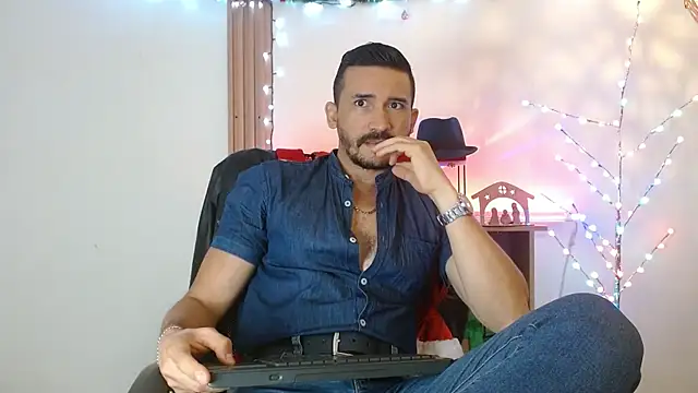 Reiko 85  online show from December 19, 2025, 2:46 pm