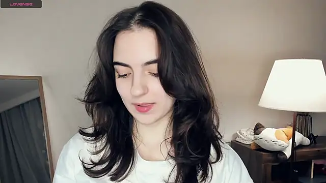 DracosMoon online show from December 19, 2025, 7:04 am