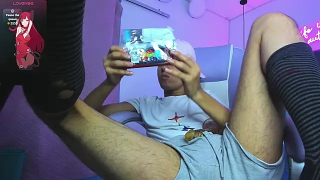 Dyla n18 online show from September 20, 2025, 10:44 pm