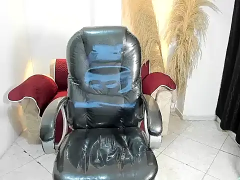 Milf karlye online show from May 9, 2026, 1:55 am