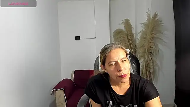 Milf karlye online show from June 17, 2026, 3:09 am