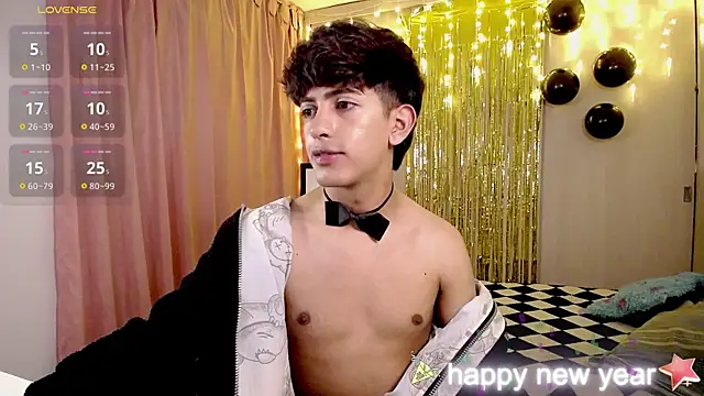 Snapshot of teobowny_ chatting on January 1, 2025, 12:00 am teobowny online show from January 1, 2025, 12:00 am