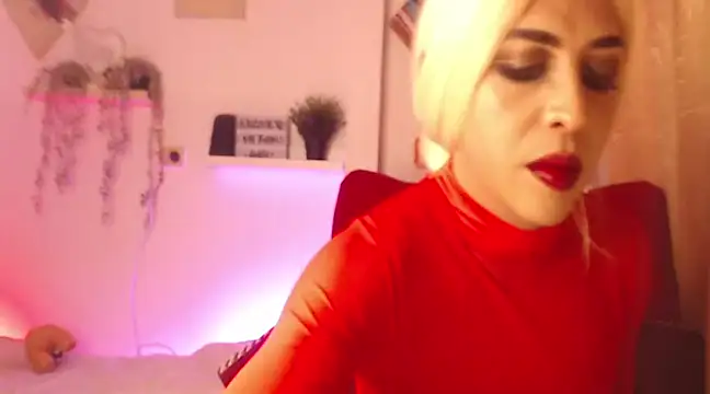 mariana fadulf  online show from December 15, 2024, 11:01 am