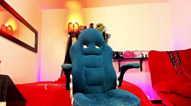 mariana fadulf  online show from February 1, 2025, 11:48 pm