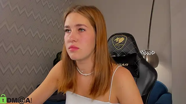 Snapshot of Jennifer_Wadee chatting on September 21, 2025, 10:44 pm Jennifer Wadee online show from September 21, 2025, 10:44 pm