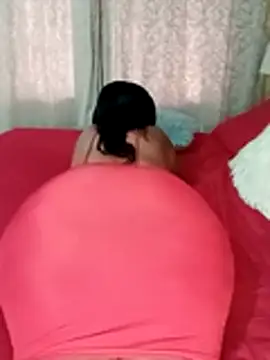 Luciouslips00 online show from October 15, 2025, 11:43 am