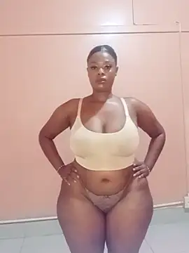 Luciouslips00 online show from April 30, 2026, 7:20 pm