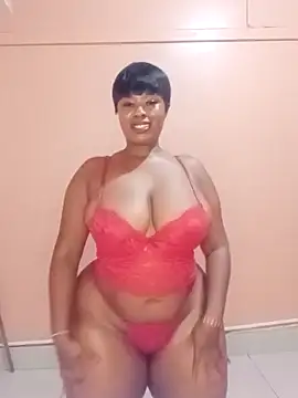 Luciouslips00 online show from May 19, 2026, 2:12 pm