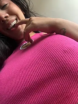 Snapshot of AndyFire69 chatting on February 20, 2026, 3:23 pm AndyFire69 online show from February 20, 2026, 3:23 pm