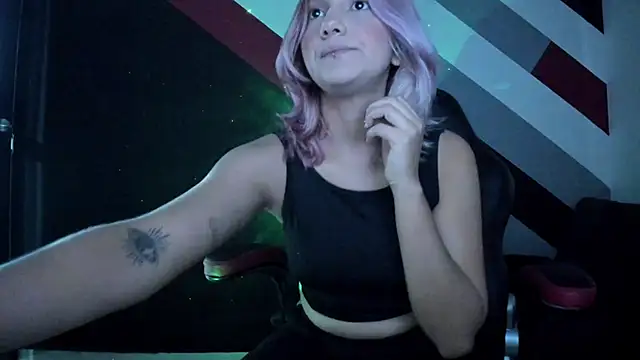 Snapshot of Alterego1__ chatting on September 21, 2025, 12:07 pm Alterego1 online show from September 21, 2025, 12:07 pm